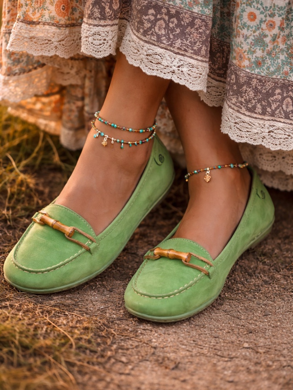 Born Green leather Bamboo Loafers Women’s Size 8 Boho Preppy Comfort‎ Flats